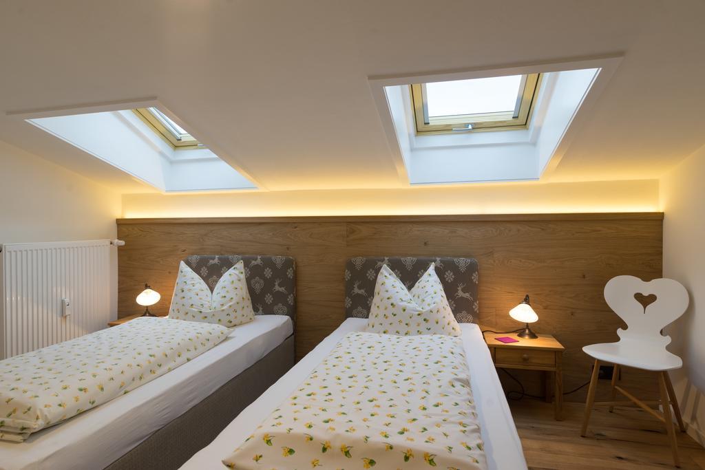 Haus Sonnenhof Apartment Oberstdorf Phòng bức ảnh